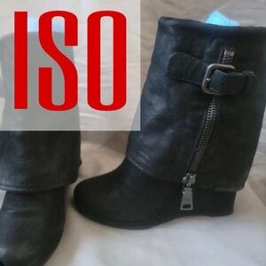 In search of these Prada shoes in a size 38.5 -40